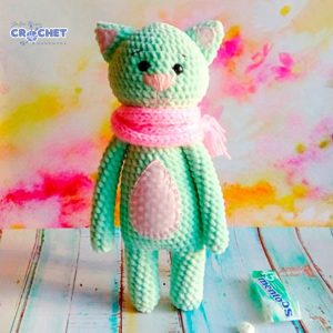 MQ-081-Green Plush Cat Crochet Pattern with Fabric Belly PDF